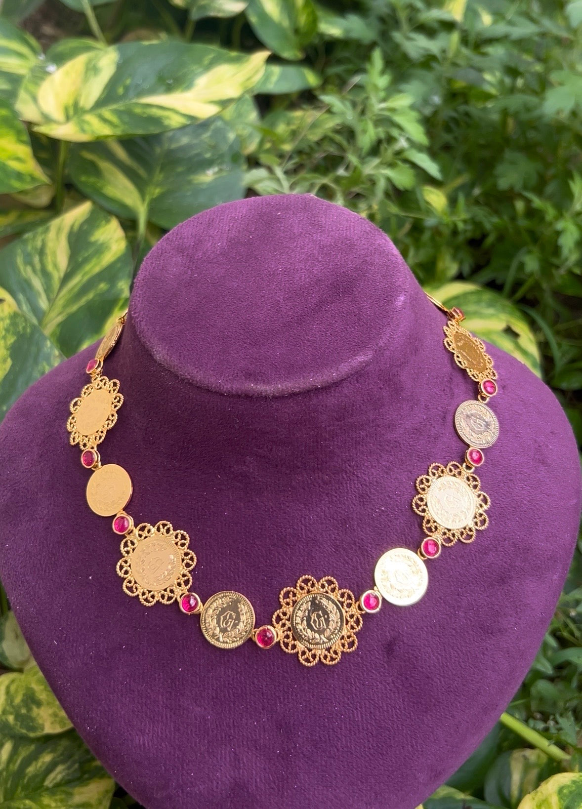 Manju Pillai choker