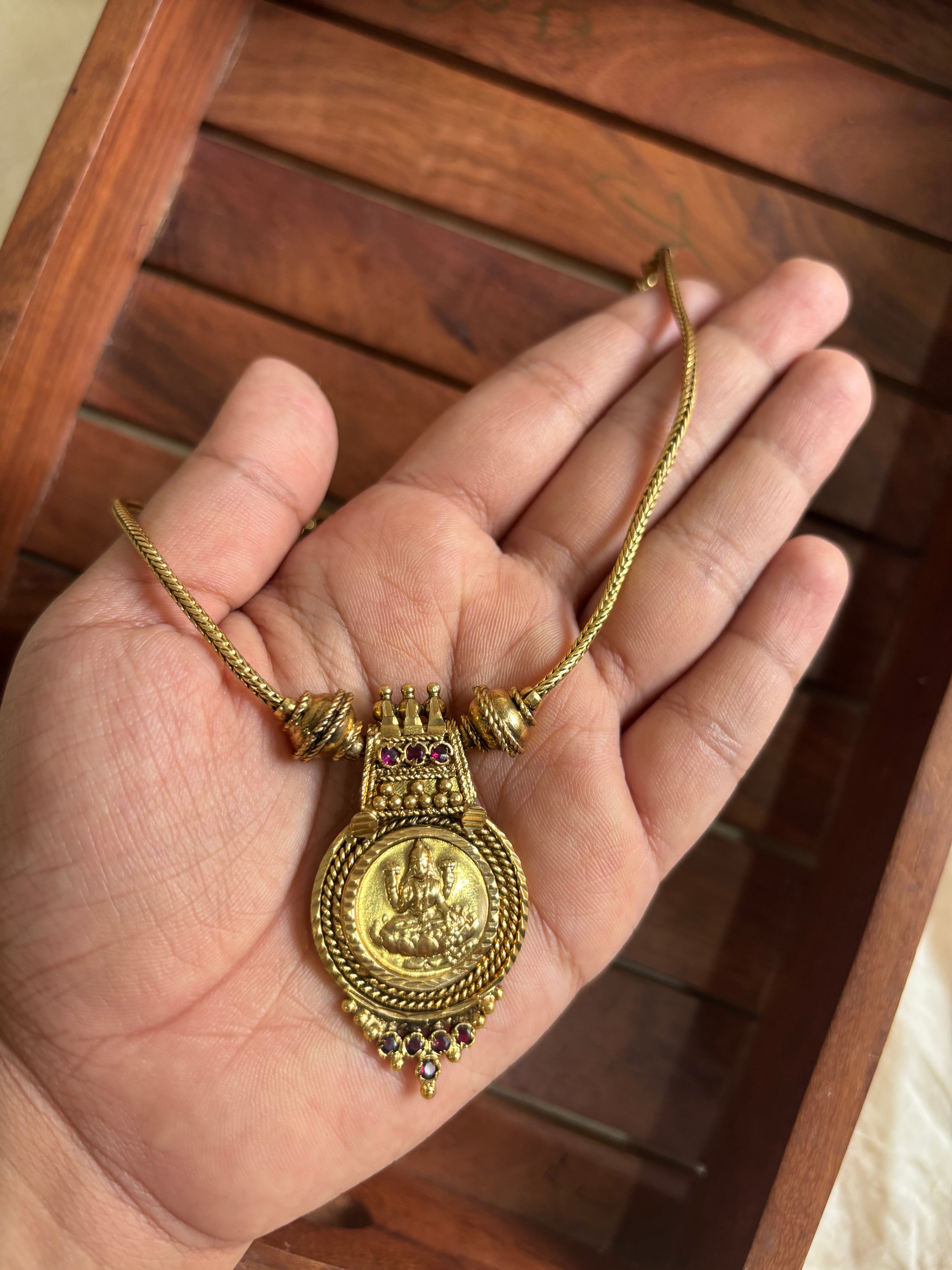 Black gold pendent