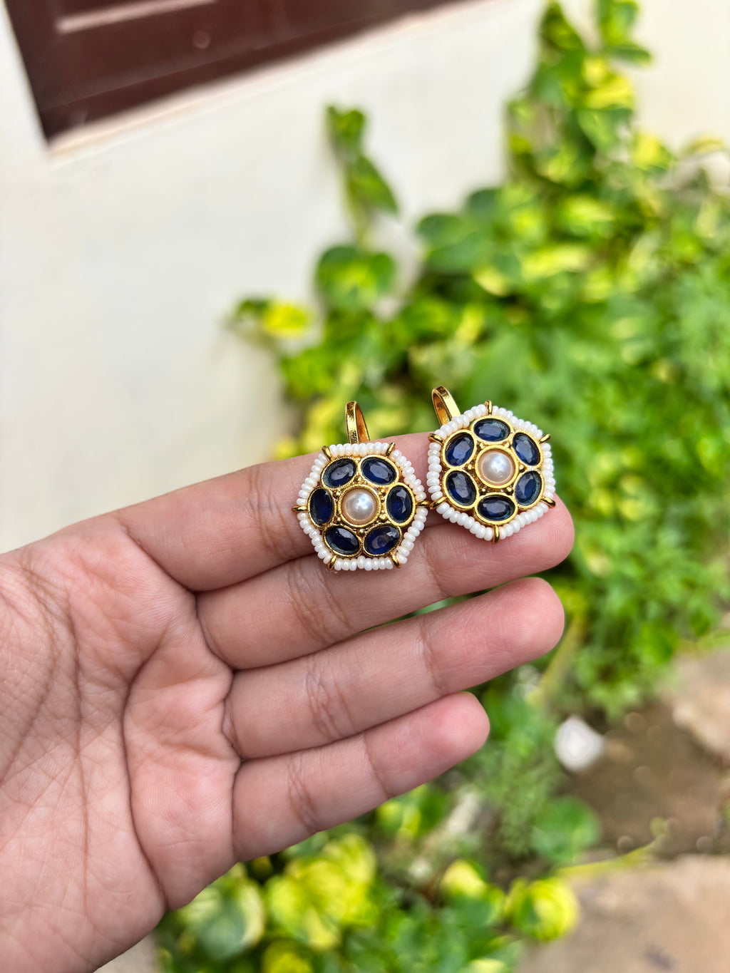 Stone work bugadis