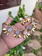 Stone n pearl choker