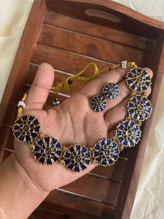 Floral statement choker