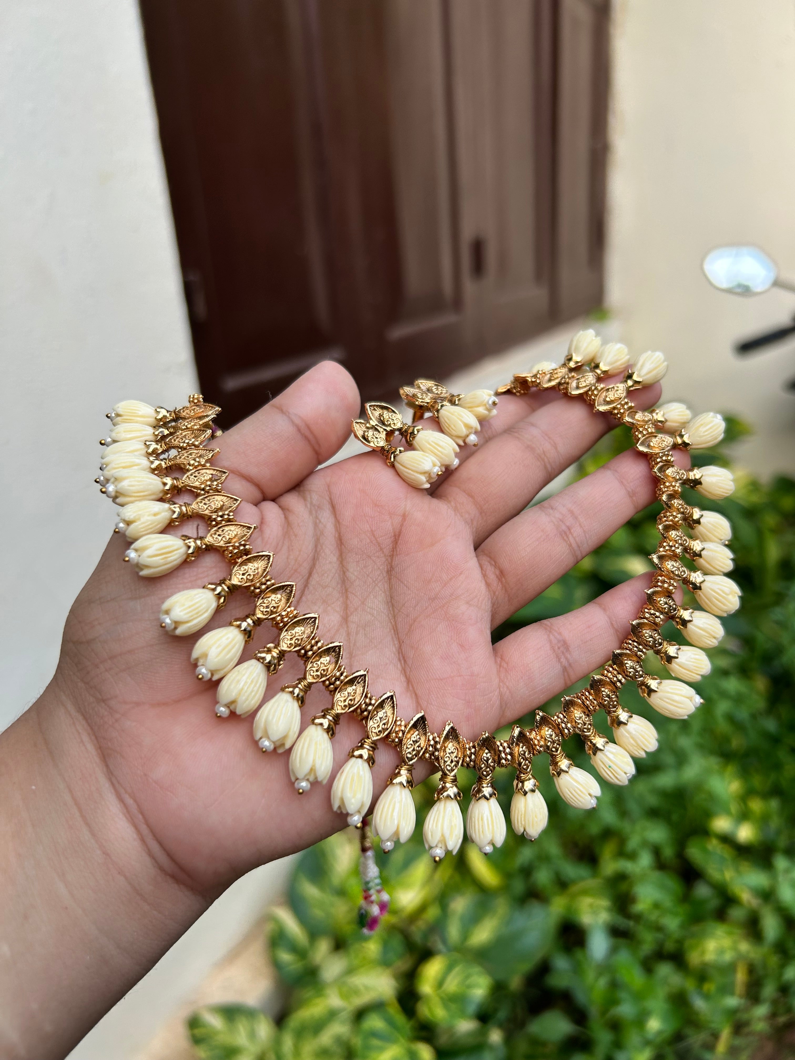 Pavizhamalli necklace