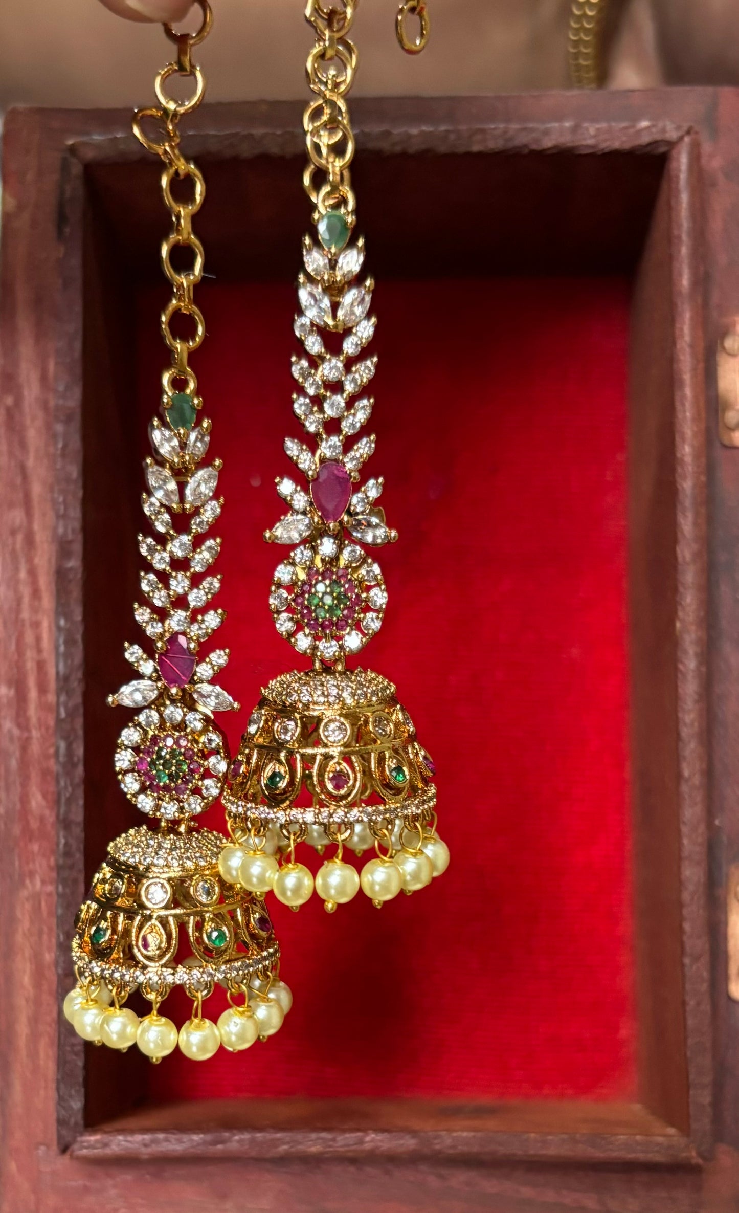 Jhumka with maatal