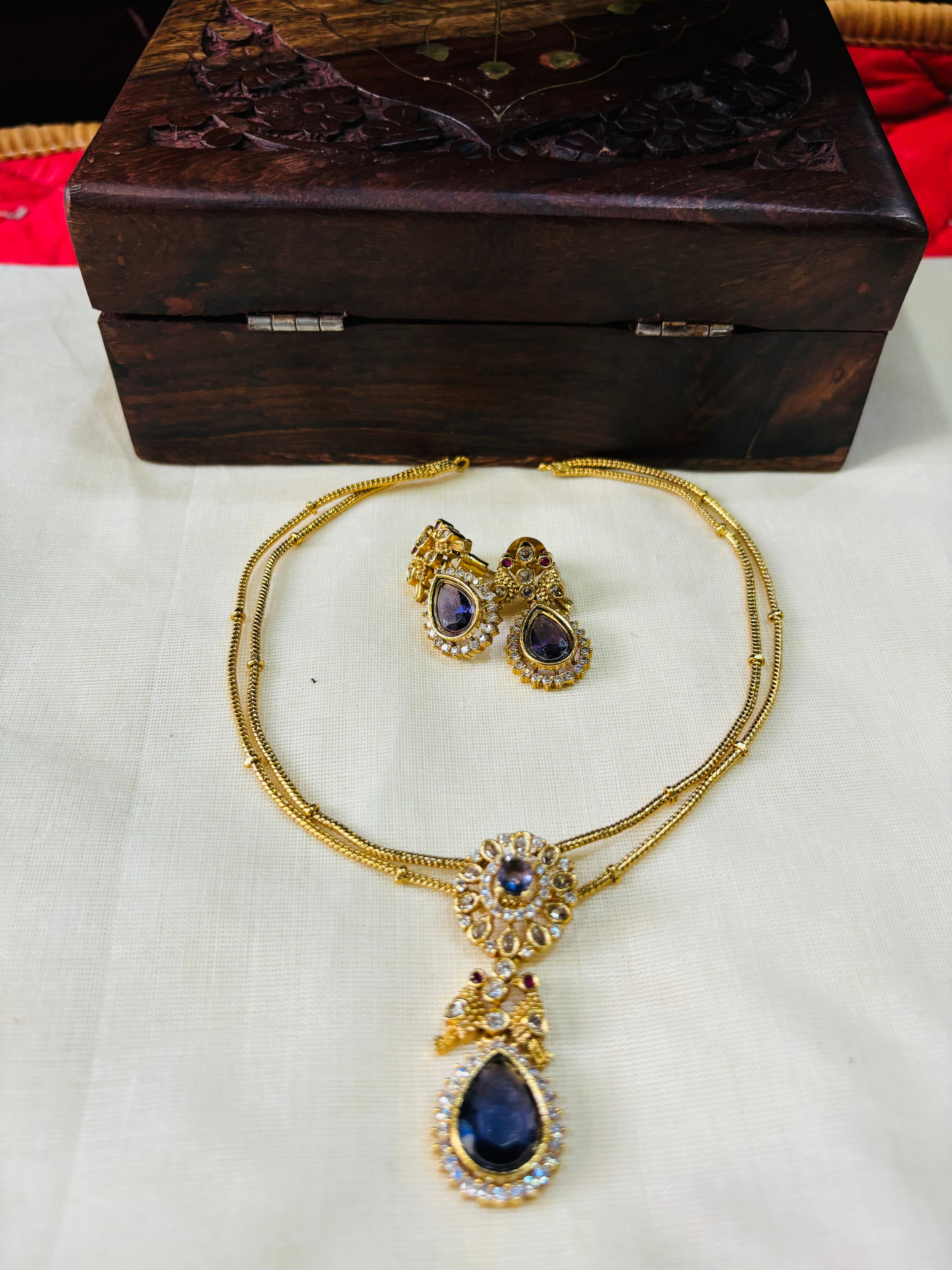 Layered chains-1