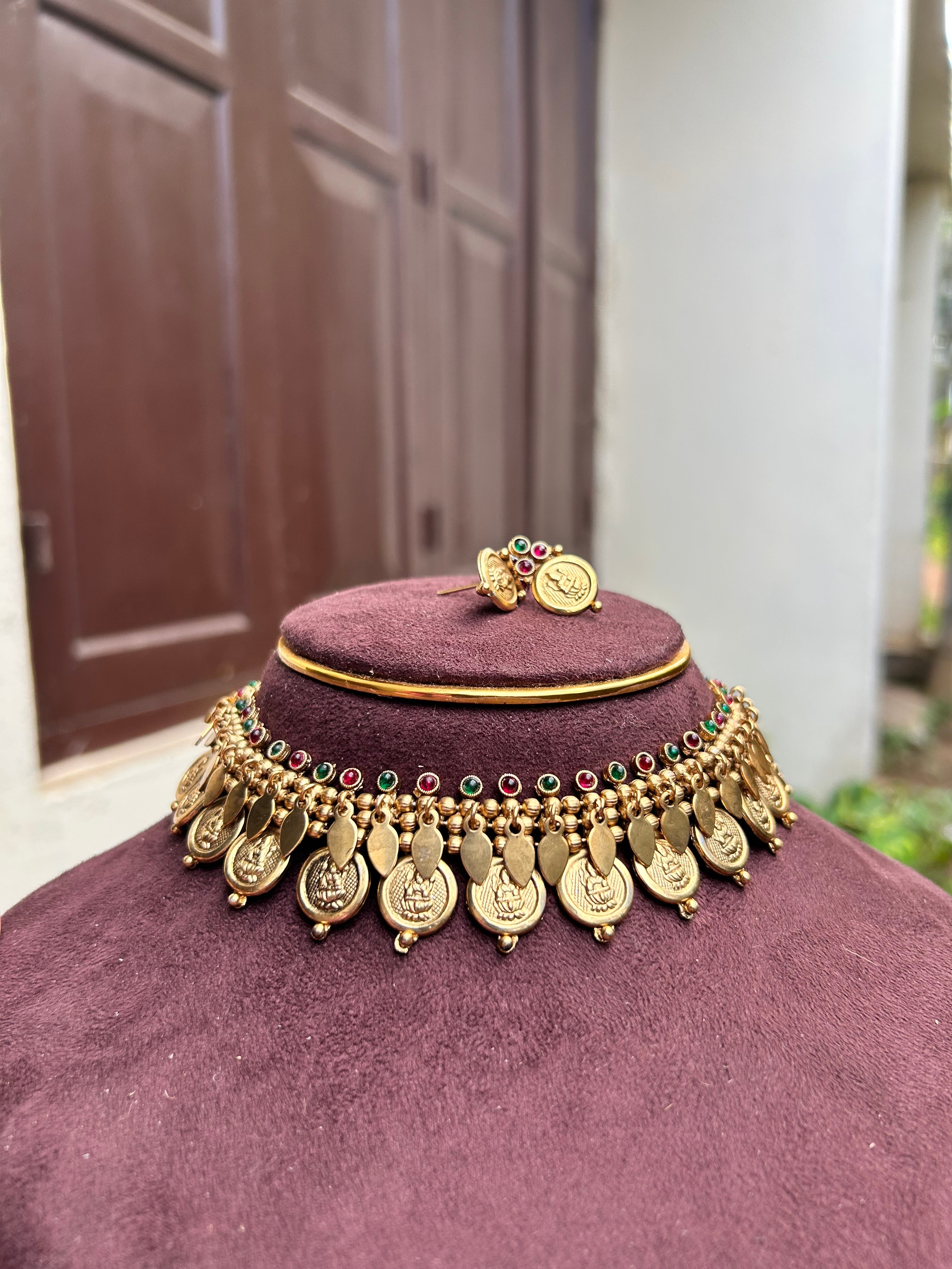 Antique elakkathali