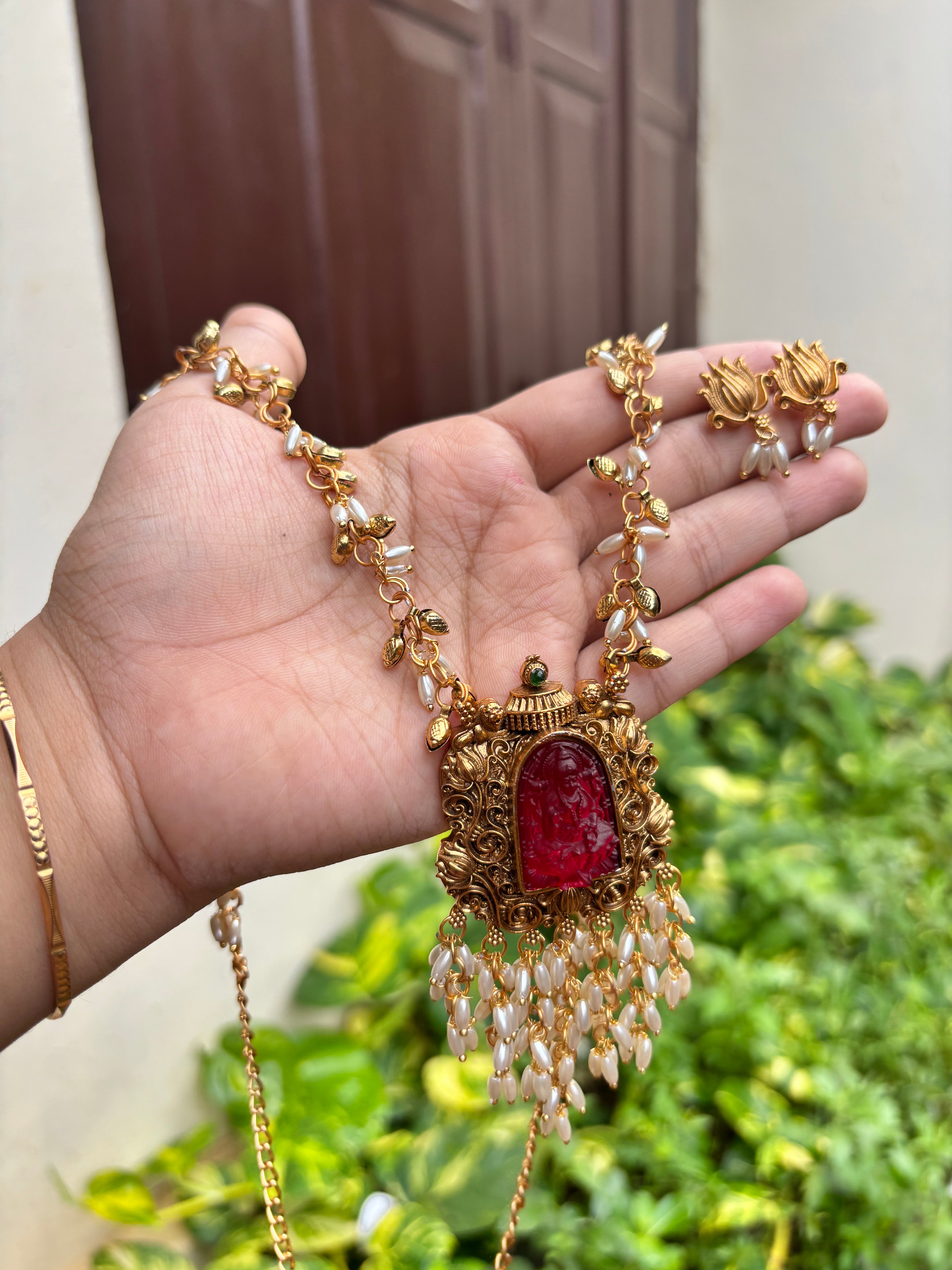 Stone carved Lakshmi set