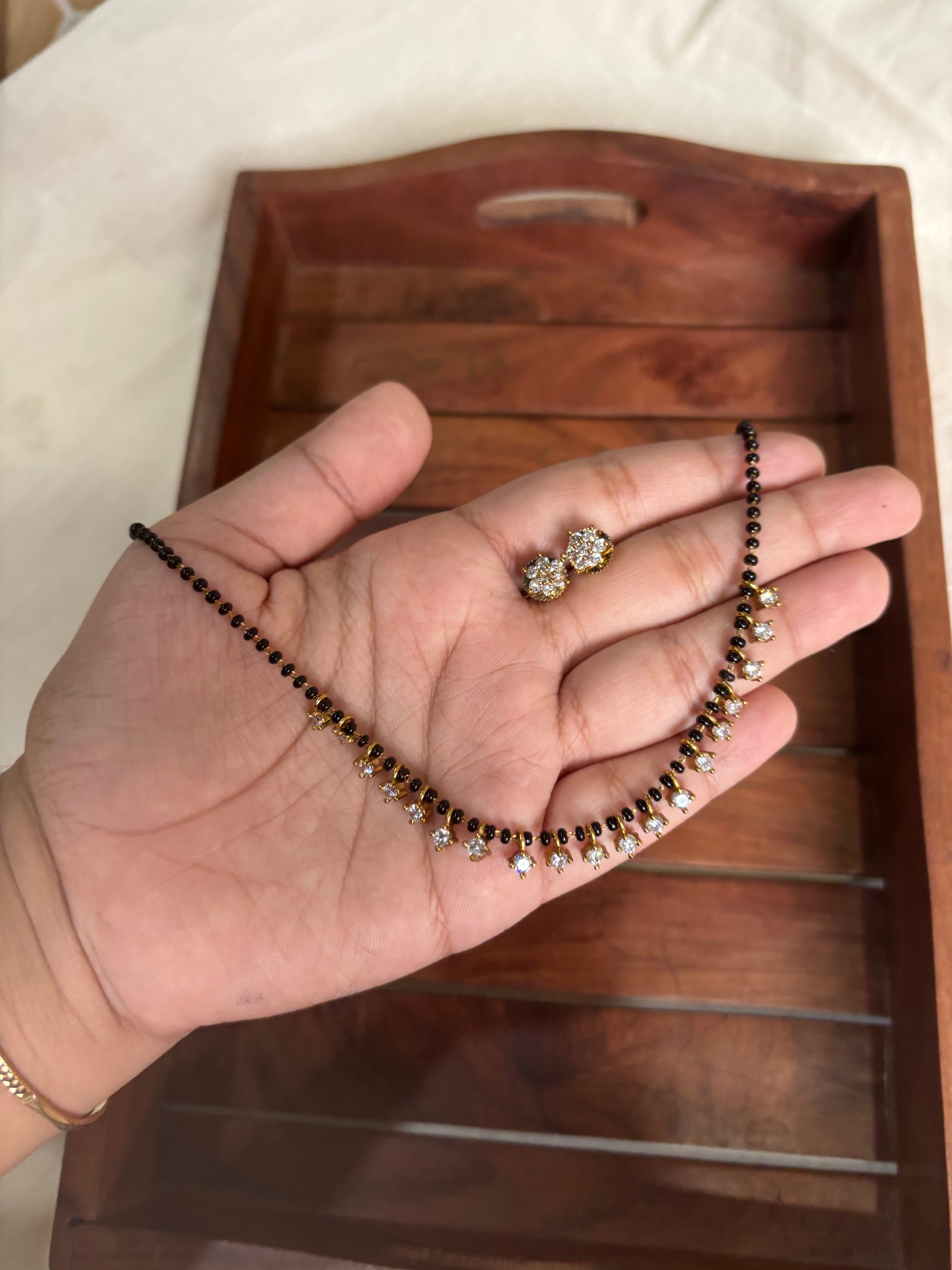 Ad cluster mangalsutra