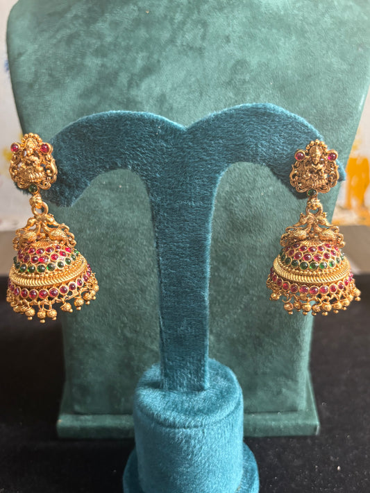 Bridal jhumkas