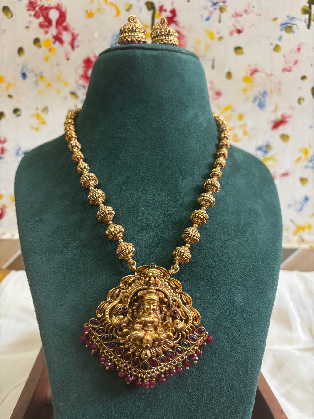 Lakshmi ball haaram