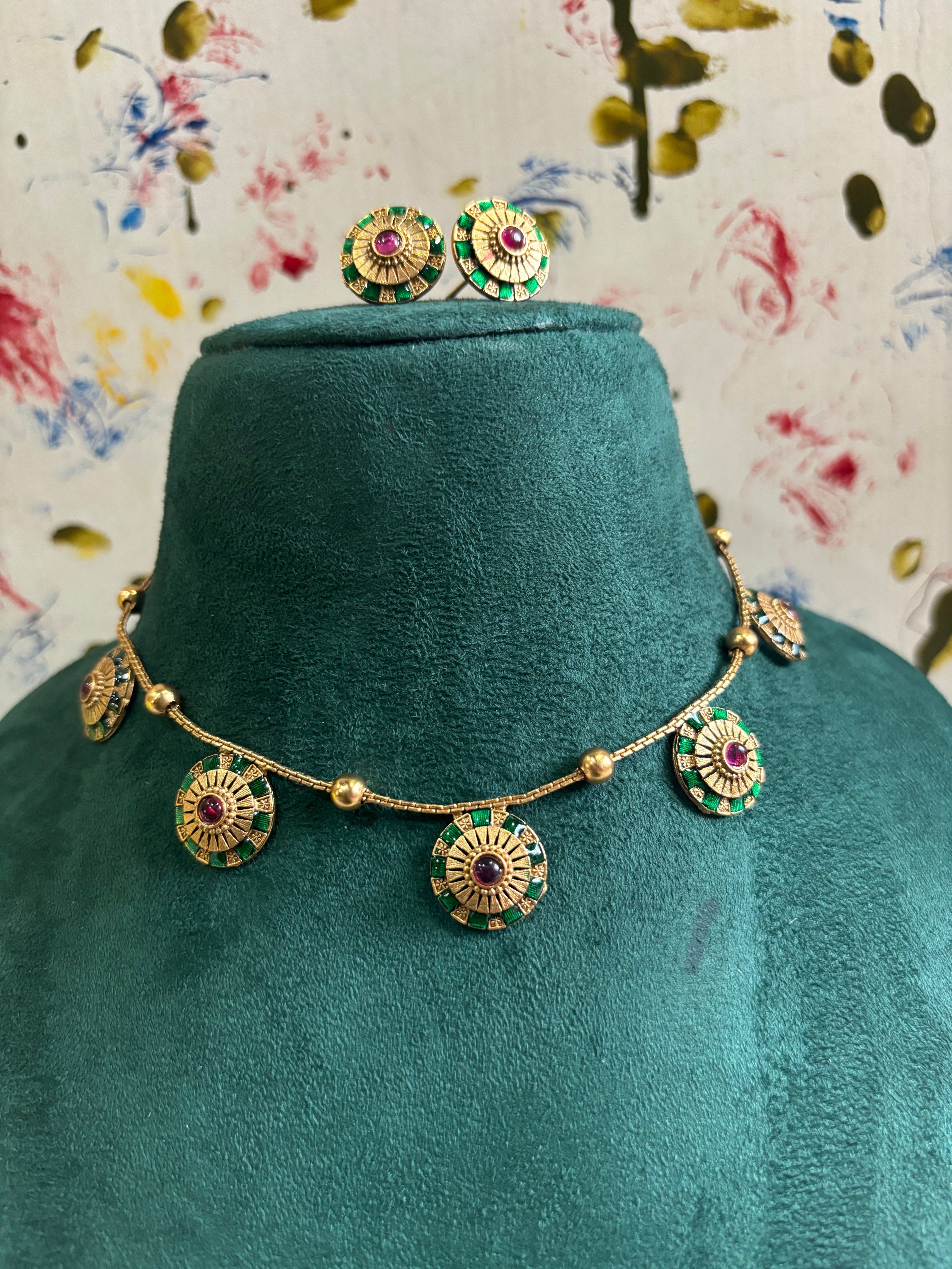 Hanging necklace-2