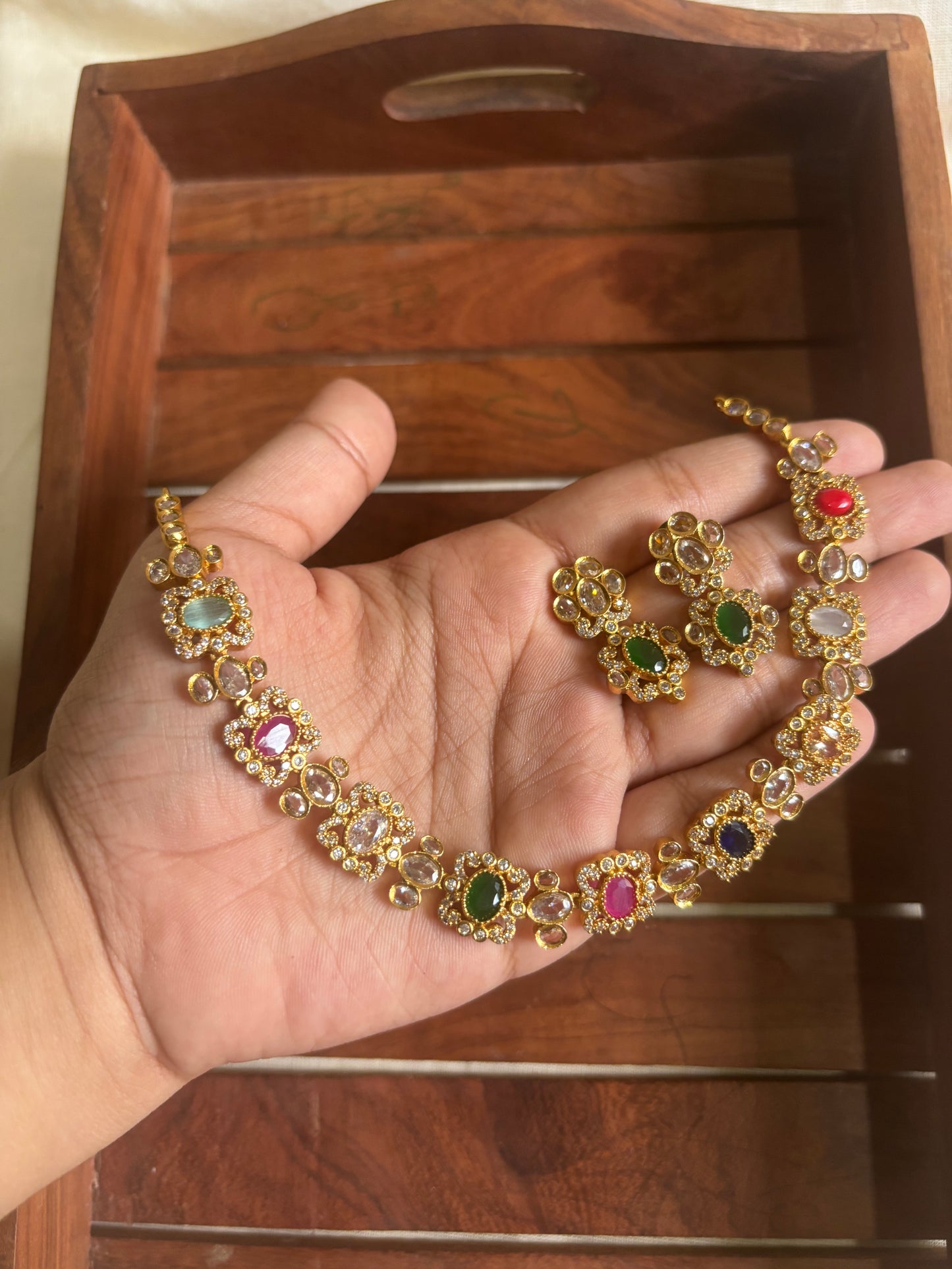 Navarathna necklace