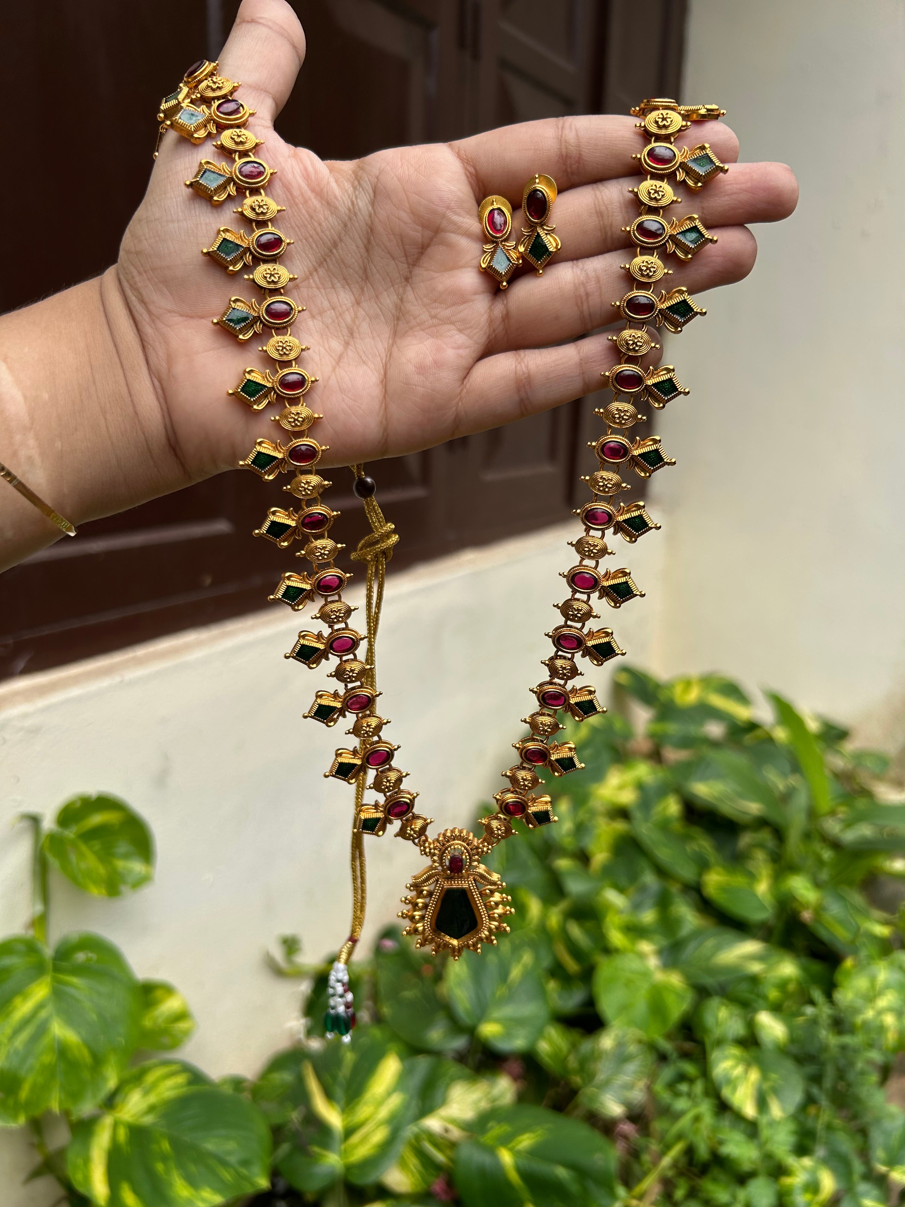 Nagapadam haara