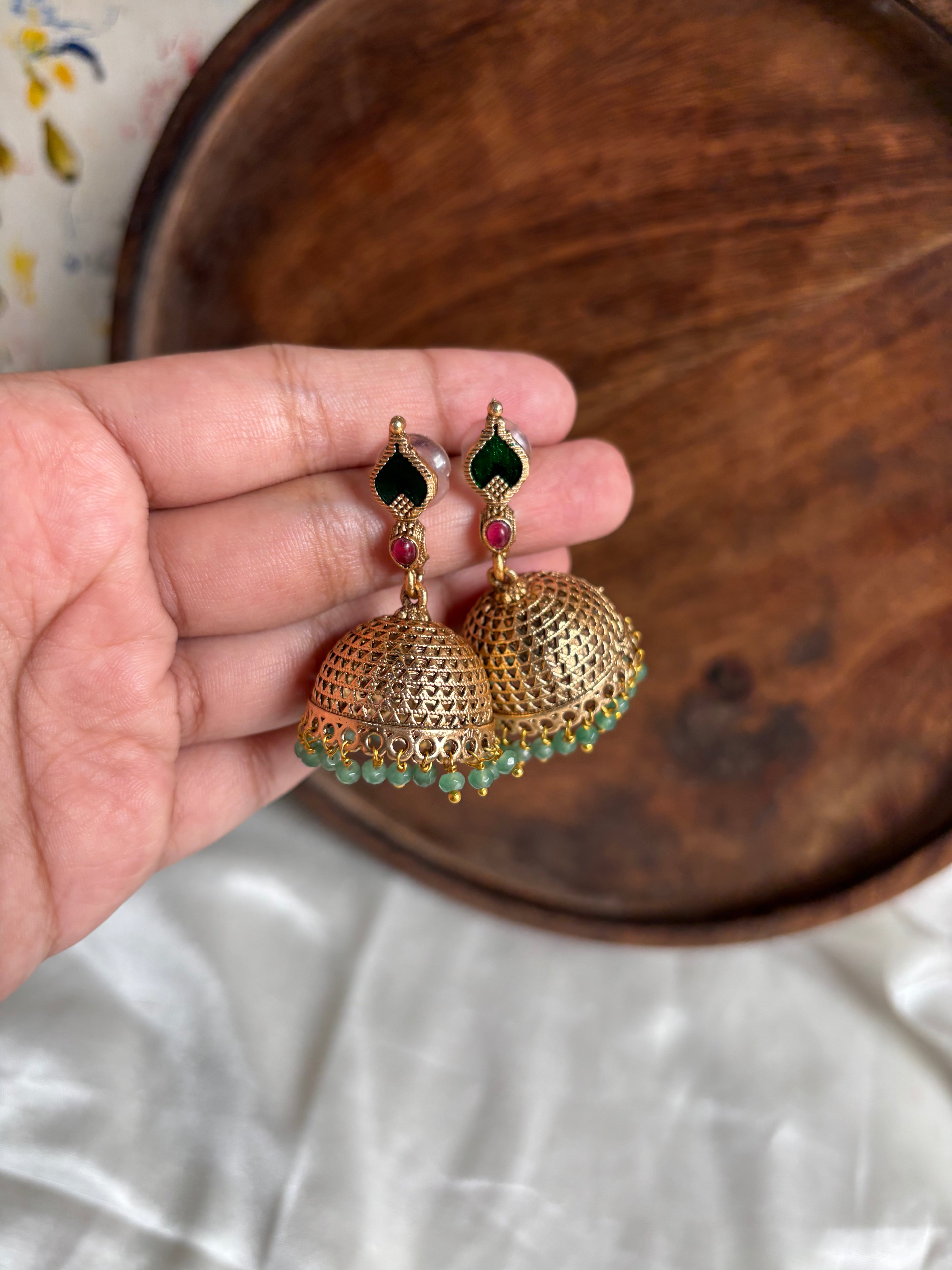 BFS-palakka jhumkas