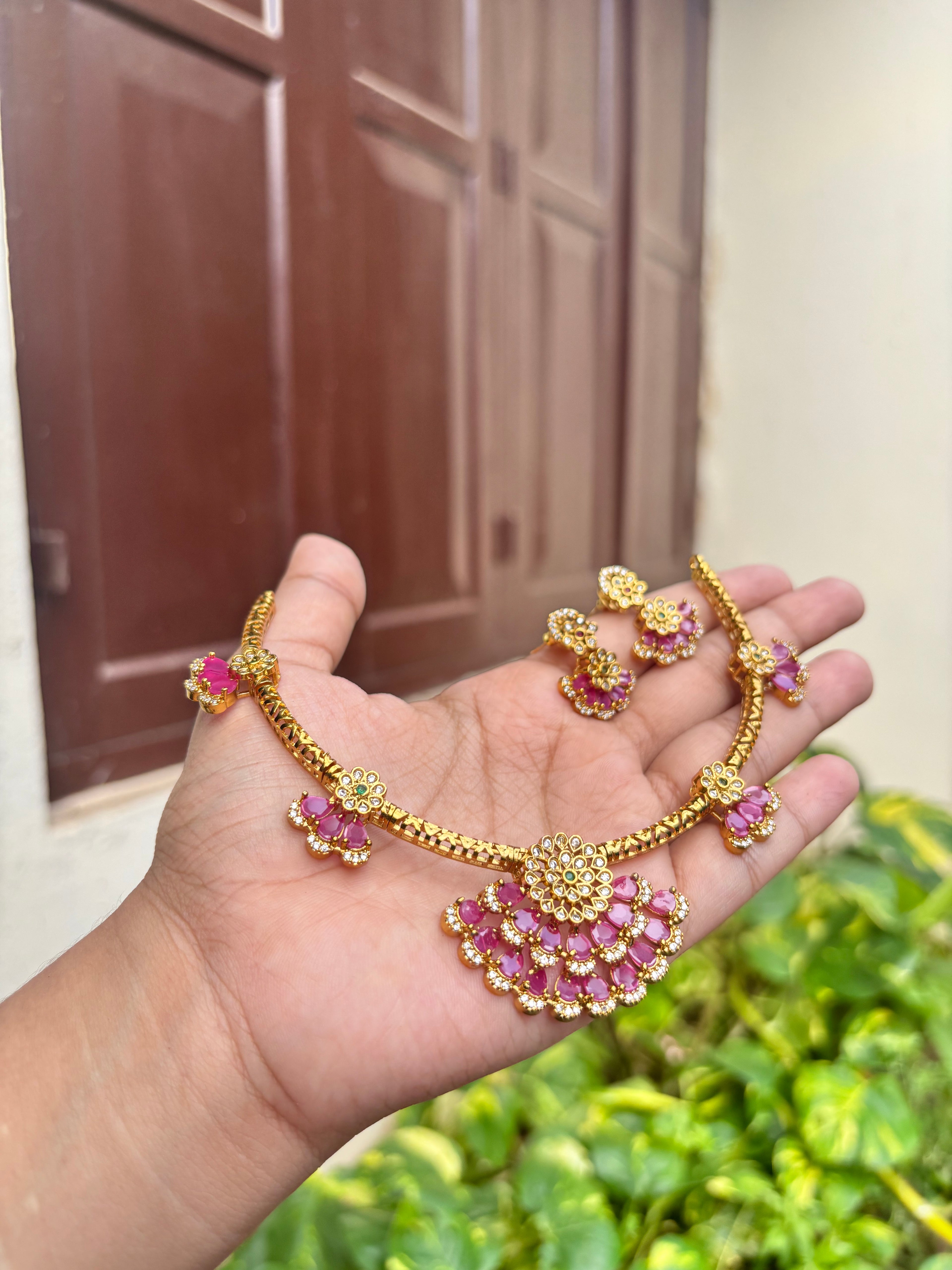 Bouquet necklace
