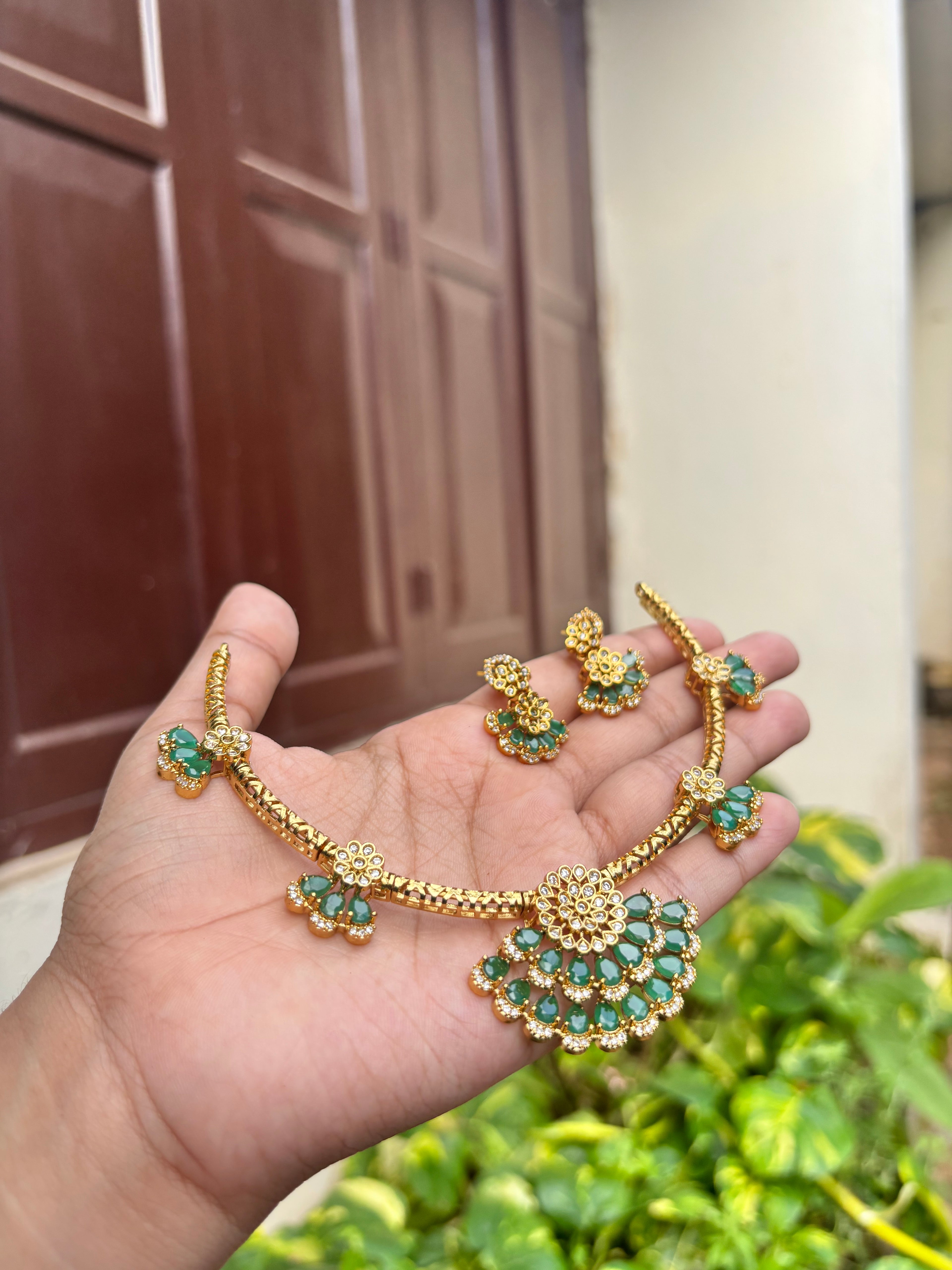 Bouquet necklace