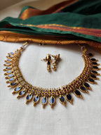 Traditional set