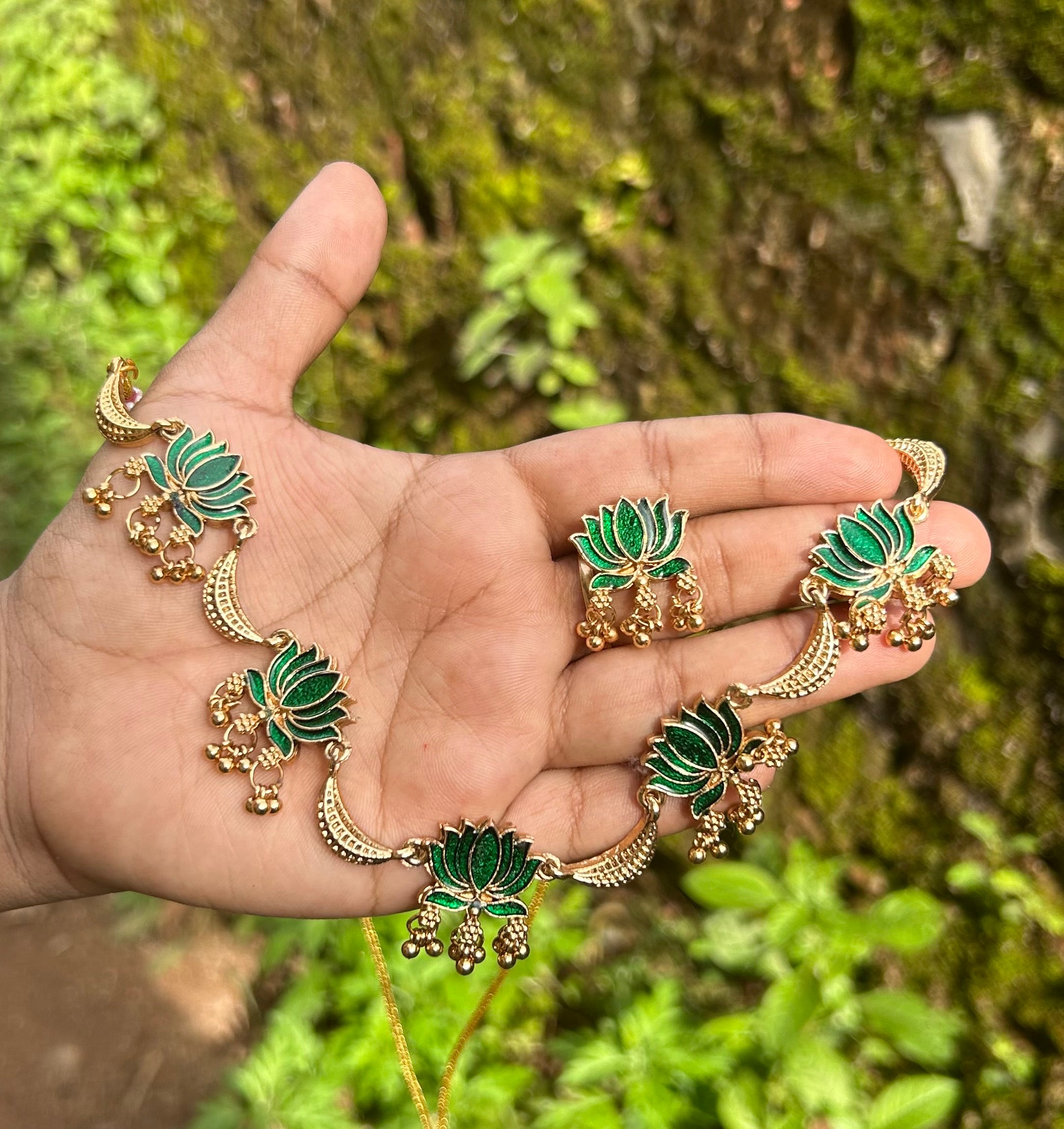 Lotus gungroo
