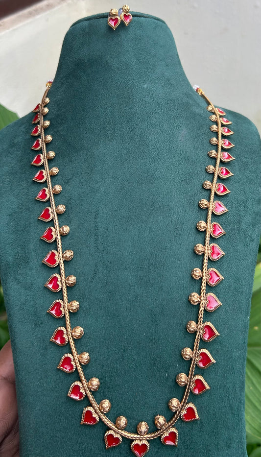 Enamel heart haaram