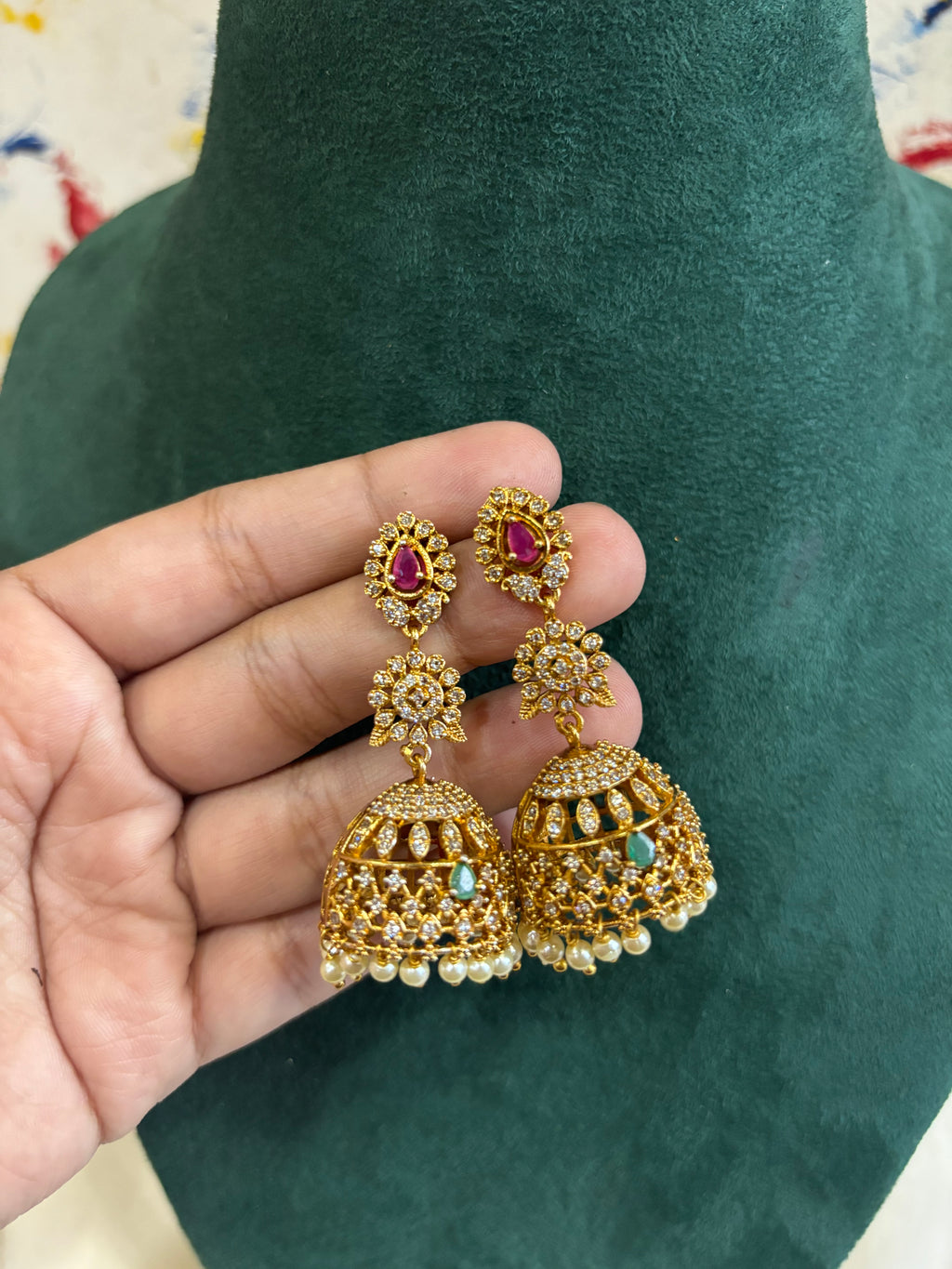 Ad jhumka