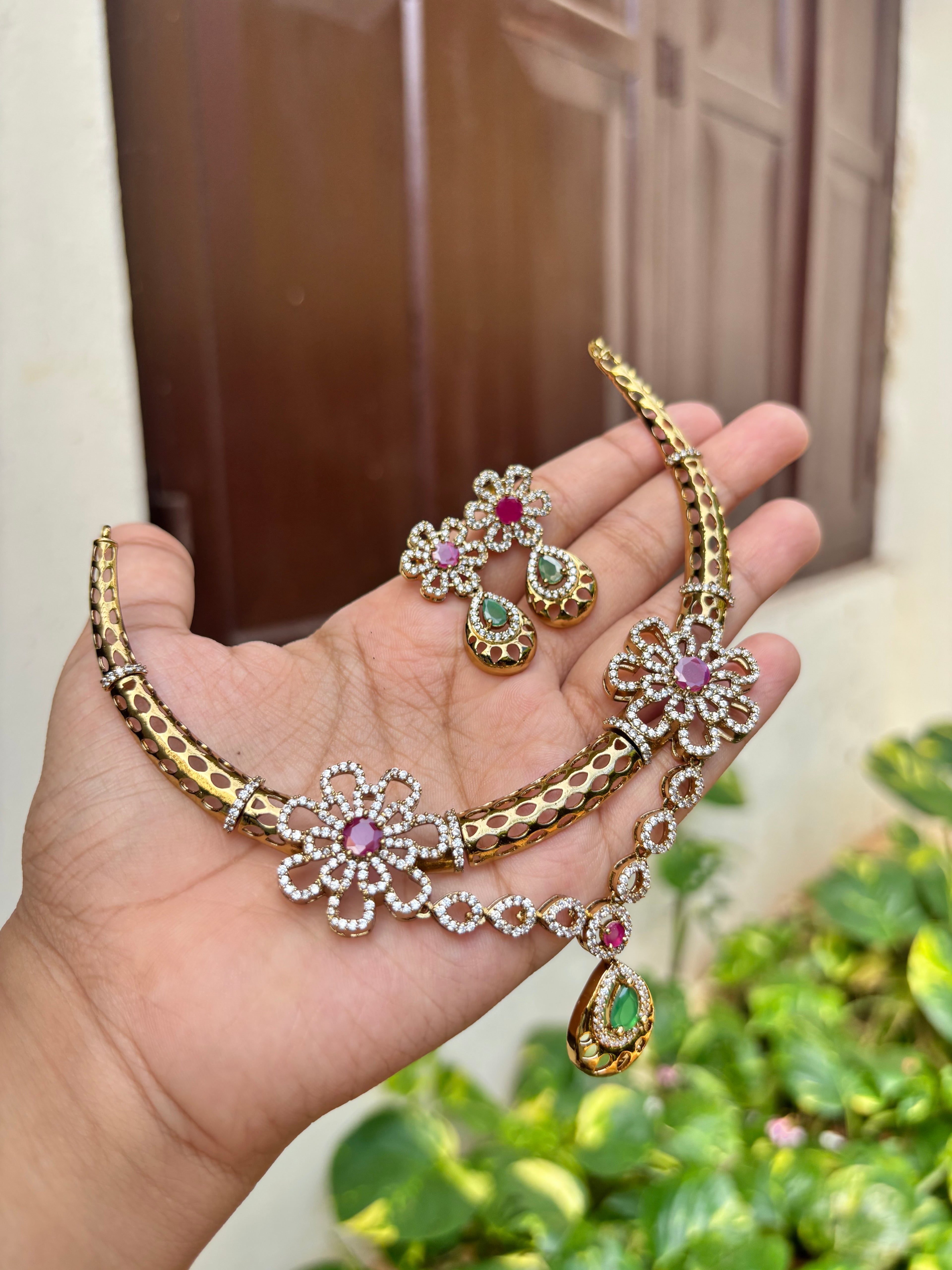 Floral hasli