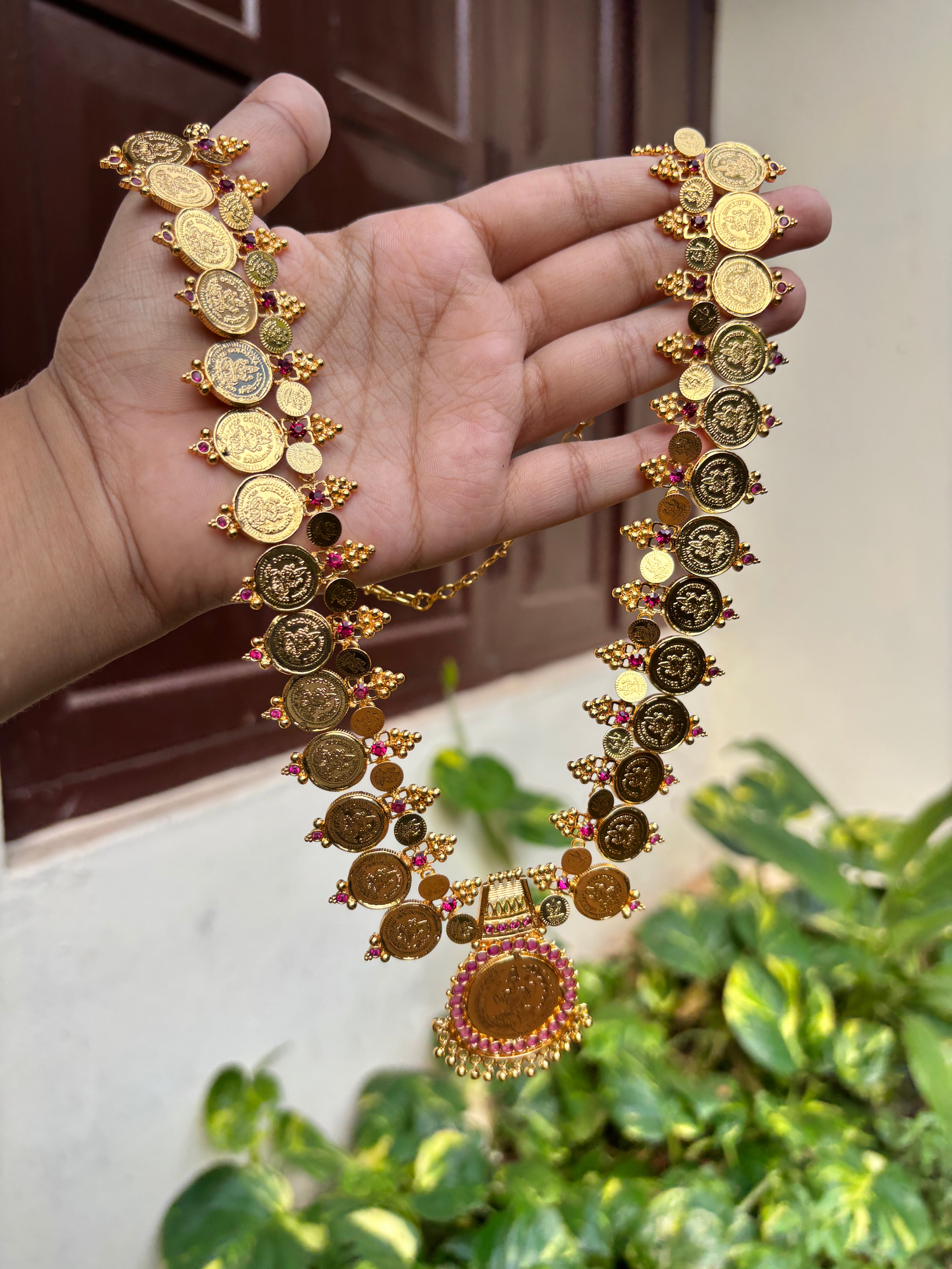 Cluster coin Lakshmi haaram