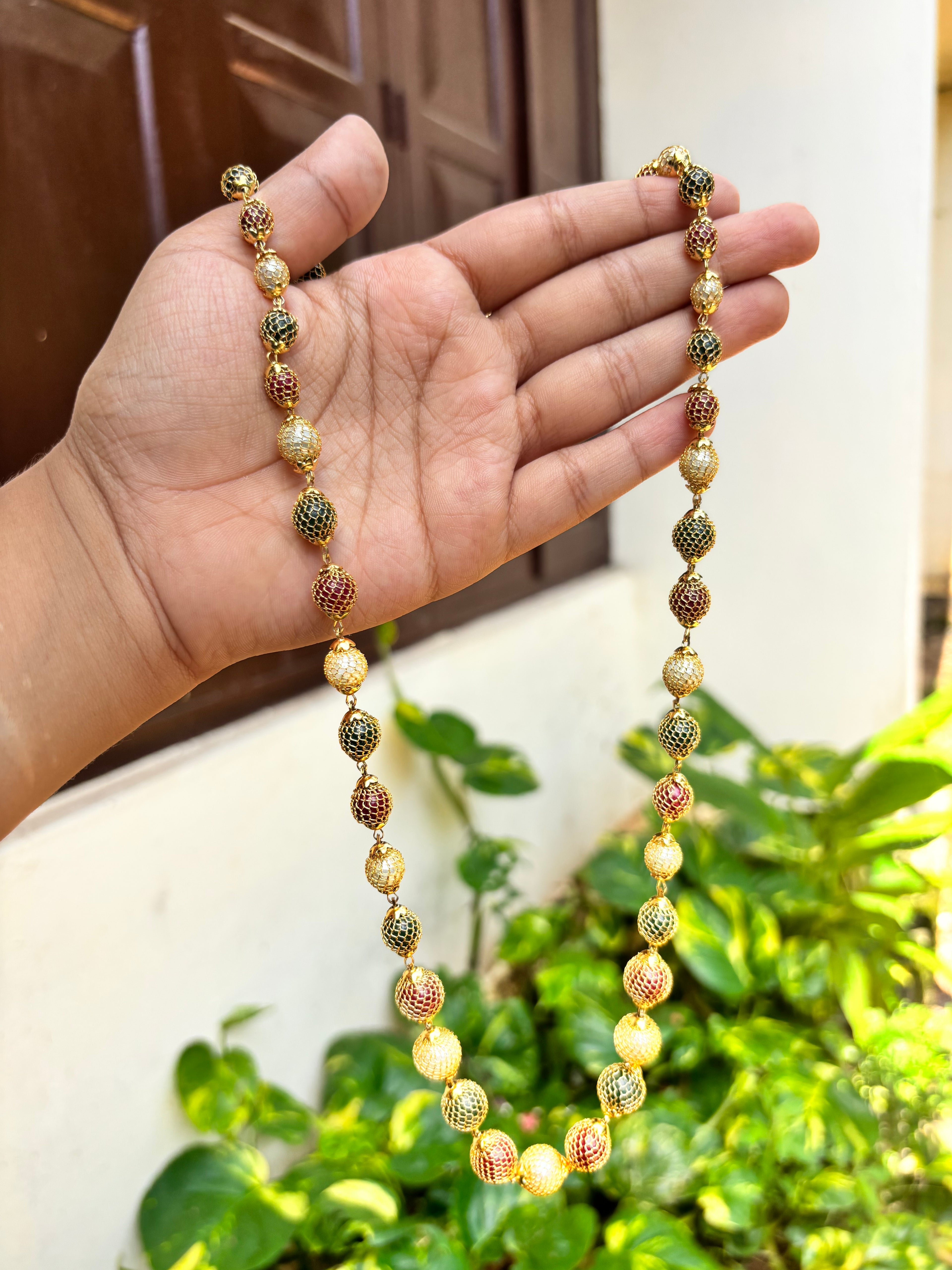 Mesh pearl chain