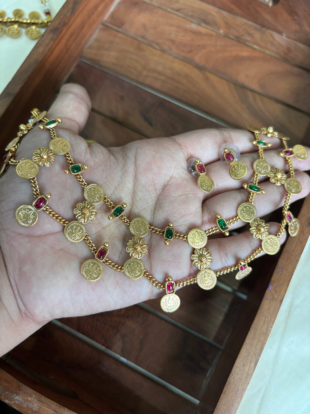 Floral coin set