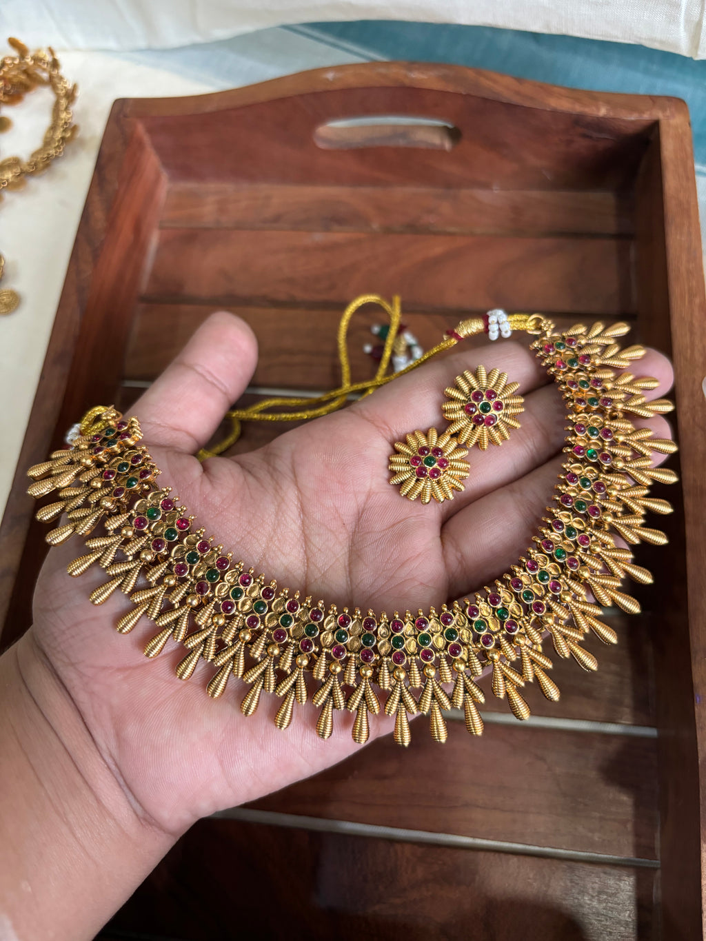 Pineleaf necklace