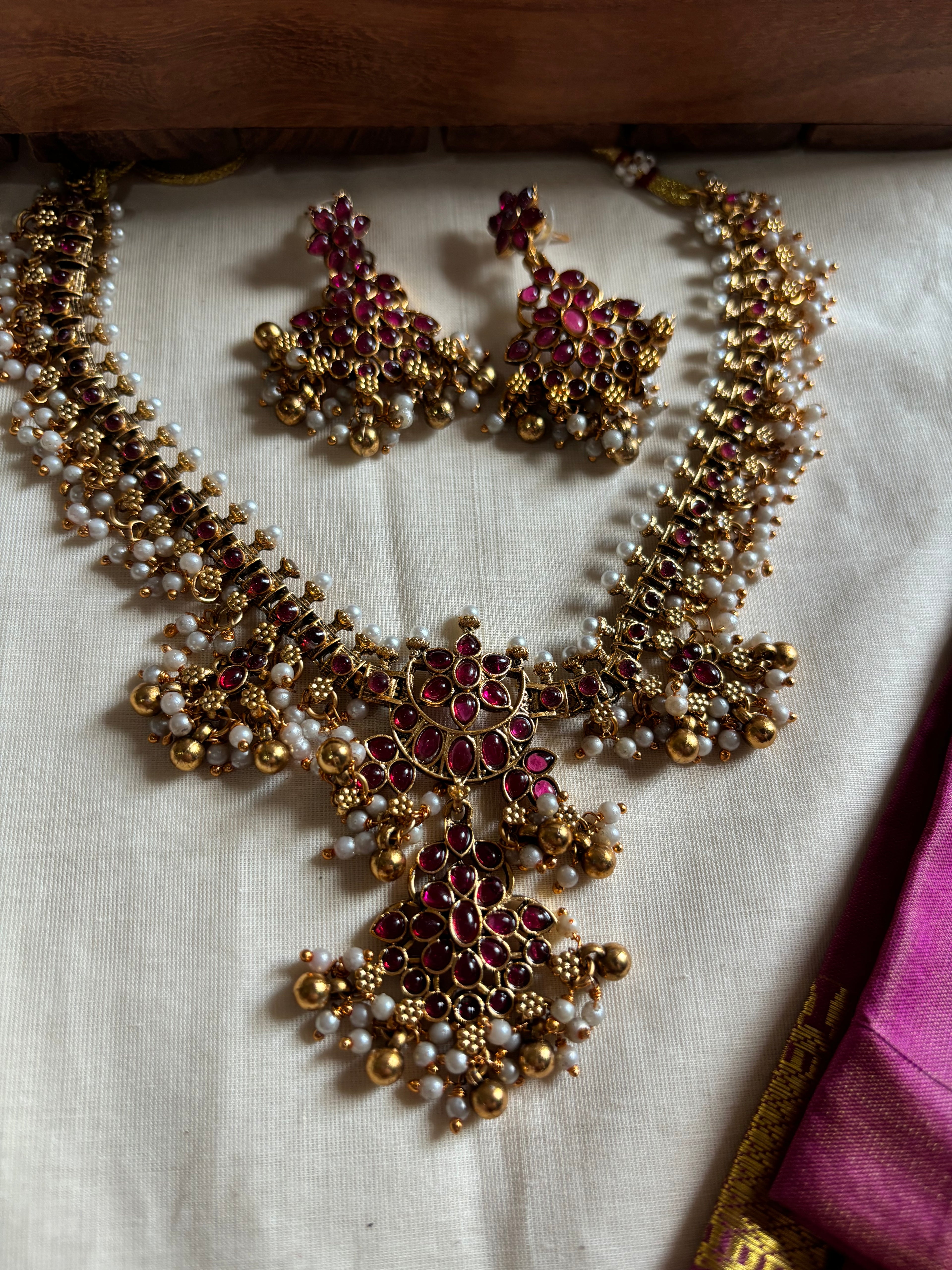 Bridal necklace