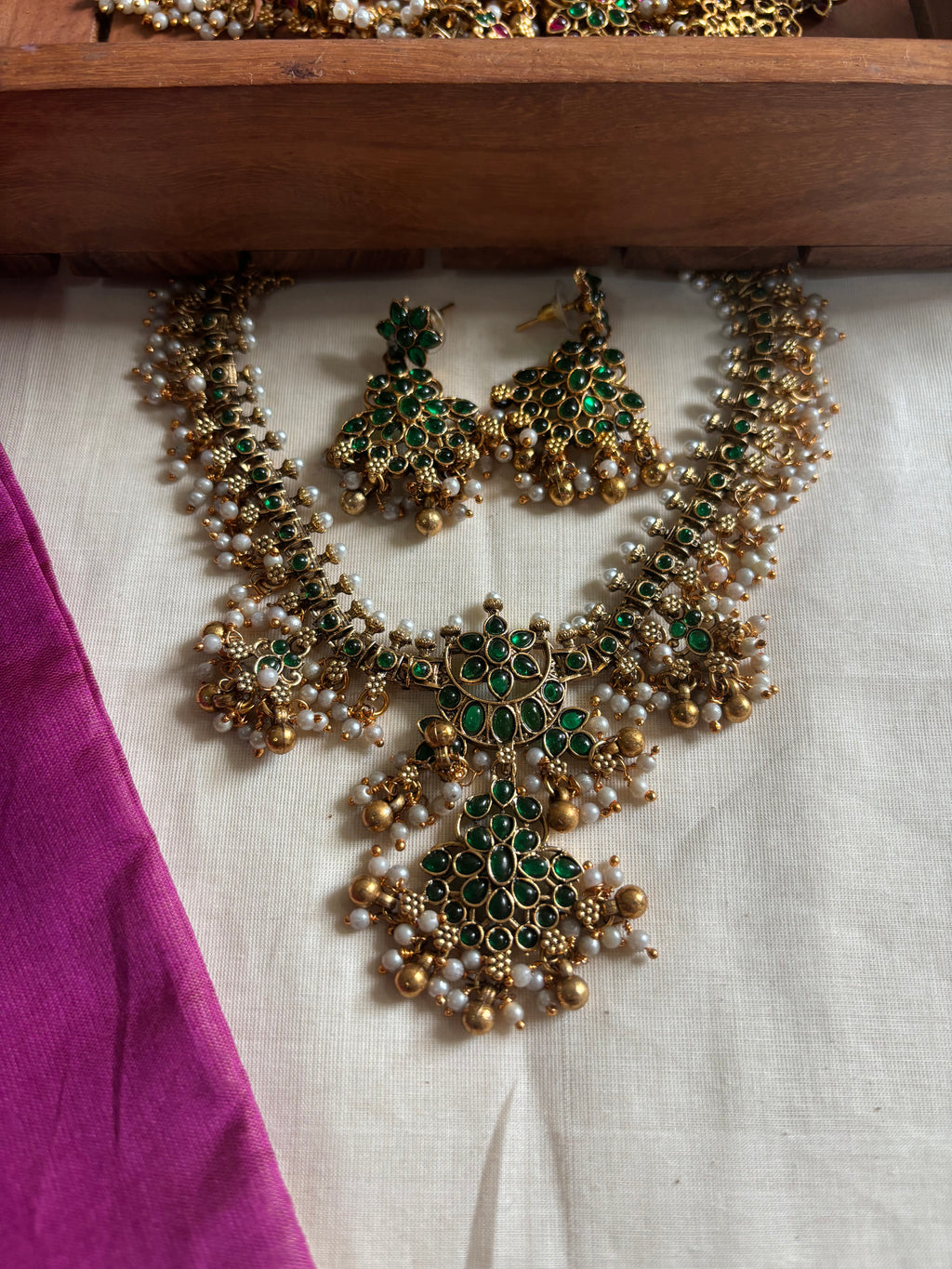 Bridal necklace