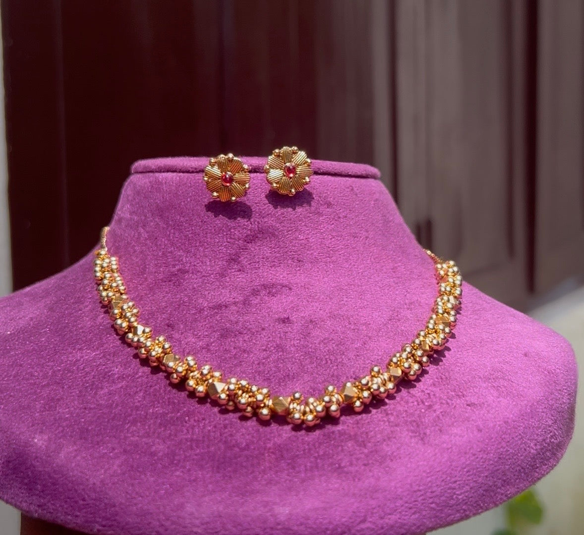 Gundumani necklace