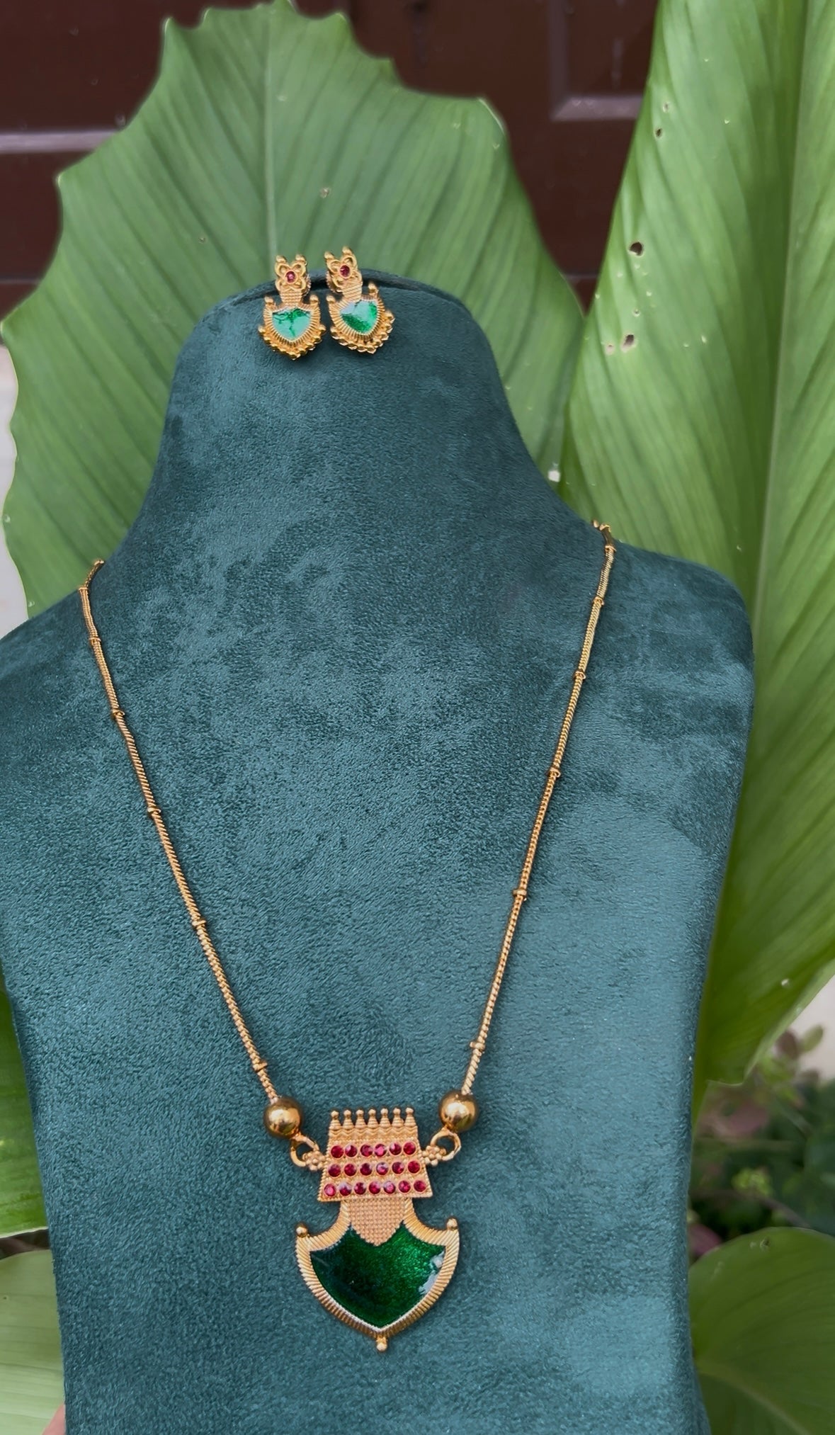 Palakka pendent-110