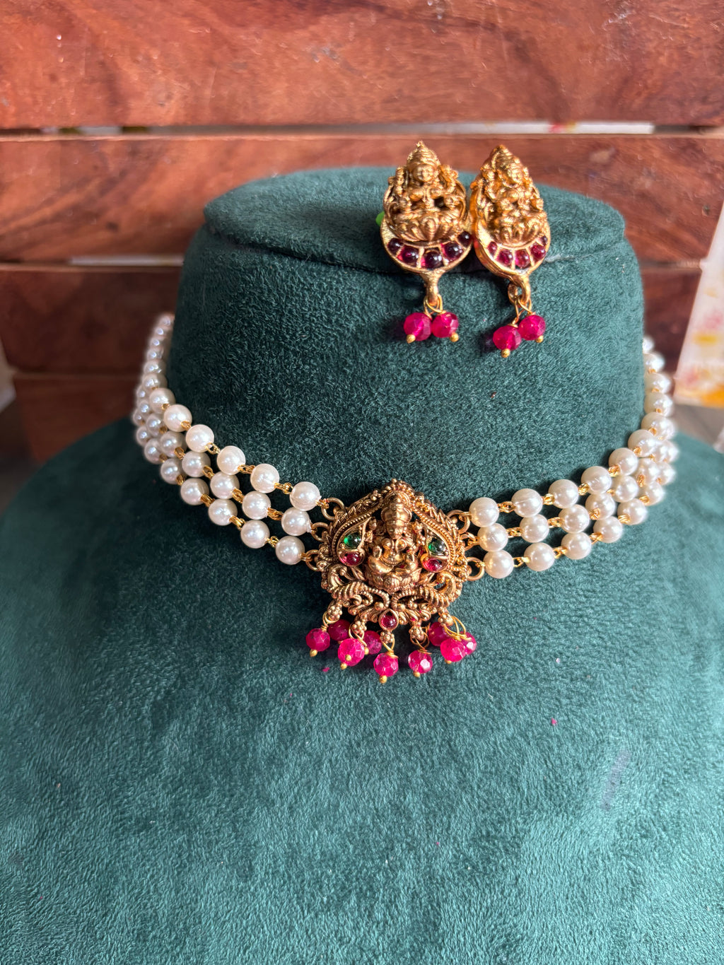 3 line chokers