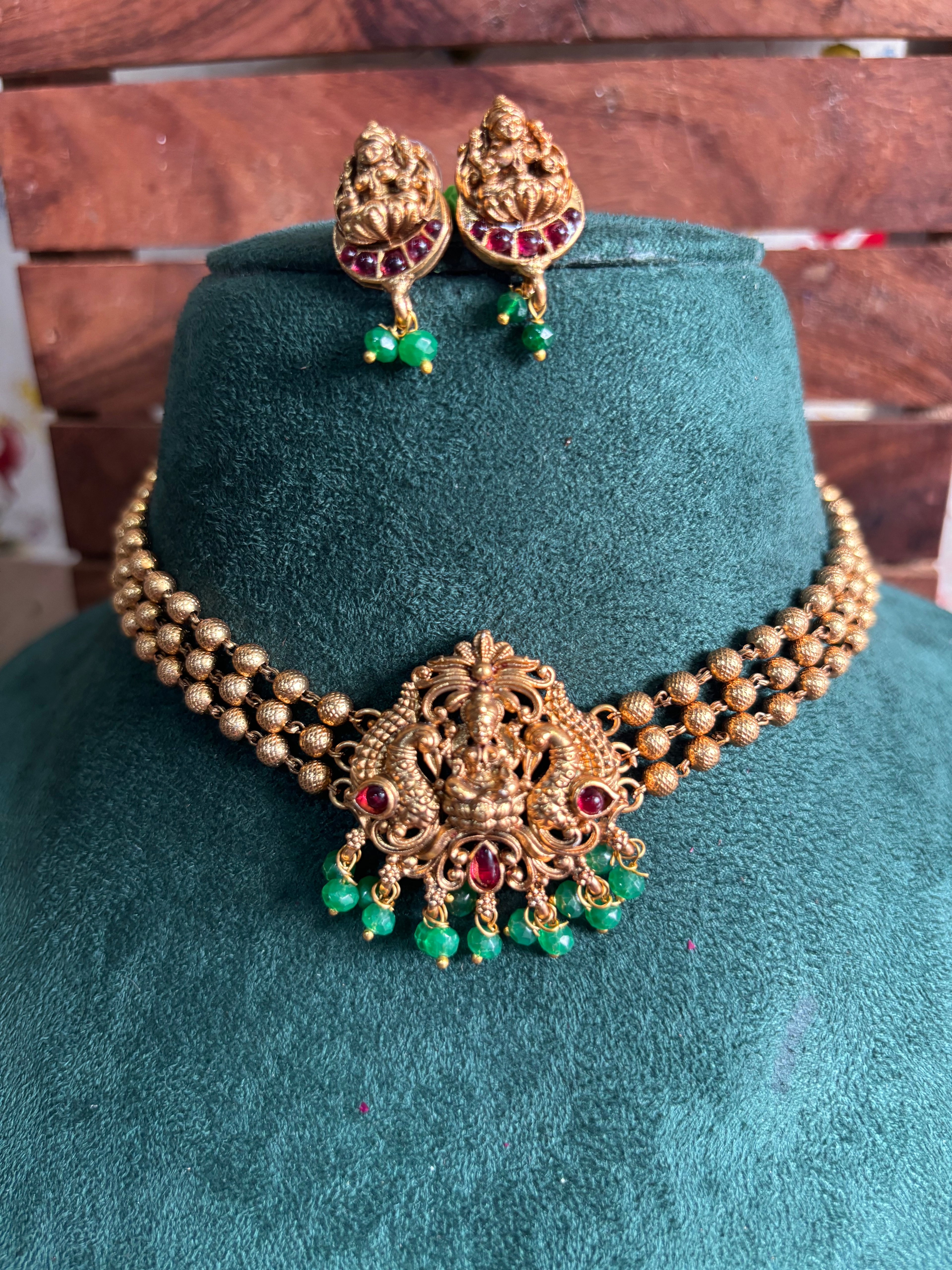 3 line chokers