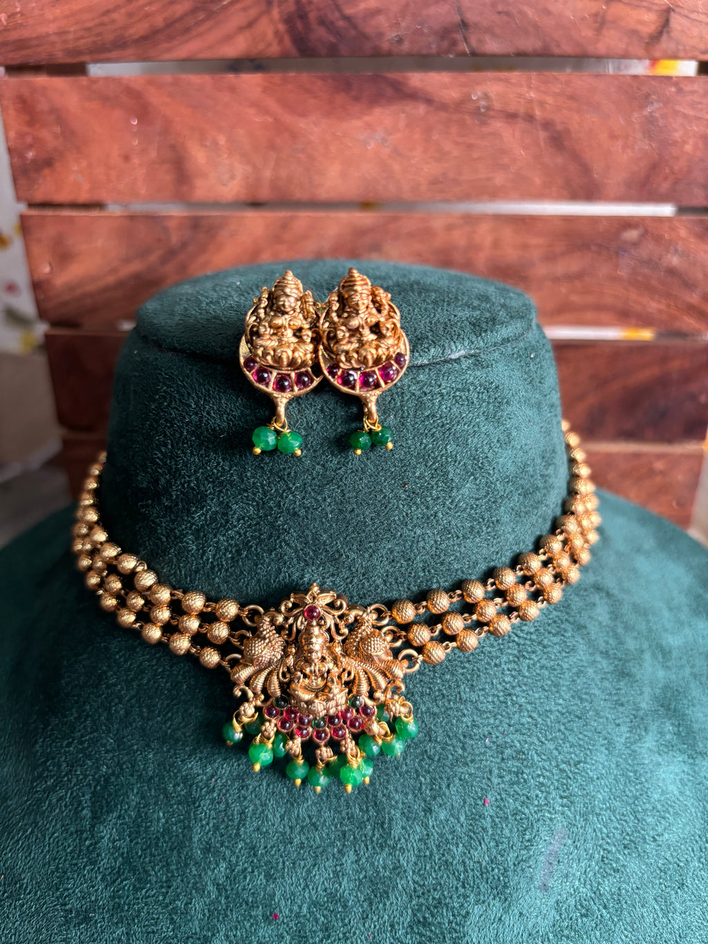 3 line chokers