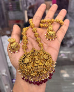 Nagas haaram
